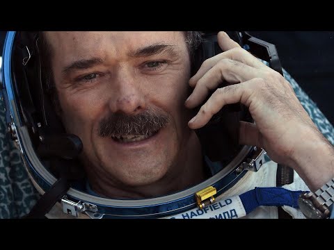 Chris Hadfield's Life Advice Will Leave You SPEECHLESS   One of the Most Eye Opening Speeches