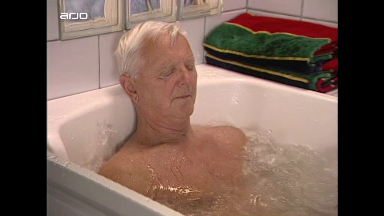 Freedom Bath | Hygiene | Arjo Global