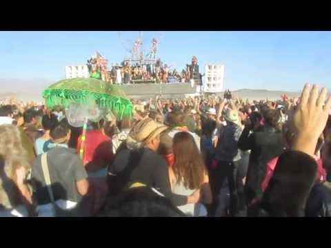 Pachanga Boys @ Robot Heart Burning Man 2013  play Time (4)