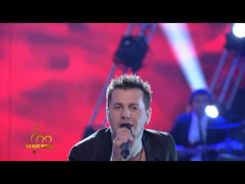100 VJET MUZIKE: Aleksander Gjoka & Vedat Ademi dhe femijet - "Dite dimri"