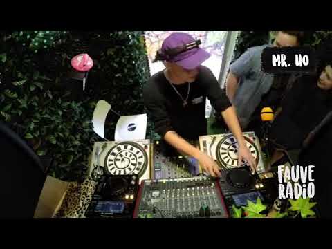 download lagu mp3 mp4 Mr Ho, download lagu Mr Ho gratis, unduh video klip Mr Ho