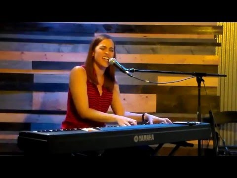 Let Me Be the One - Juliet Lloyd - Live at Ebenezers