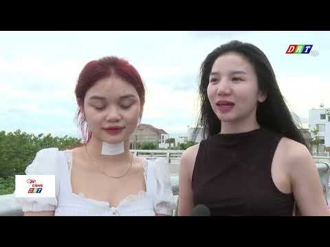 Phía sau một con đường
