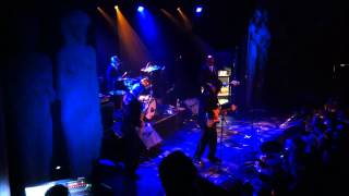 Los Straitjackets - I Feel Fine / Sleepwalk