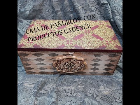 Caja de pañuelos decorada con productos Cadence