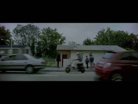 best of Papa Ou Maman bienvenuen chez nous, maison au bord de la route et de la voix ferrée