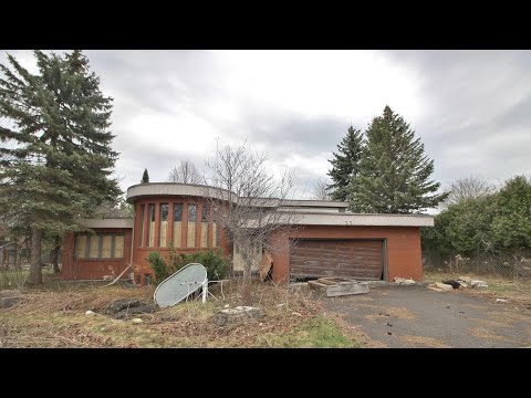 Verlassenes 5.000.000-Dollar-Schloss aus den 1980er Jahren