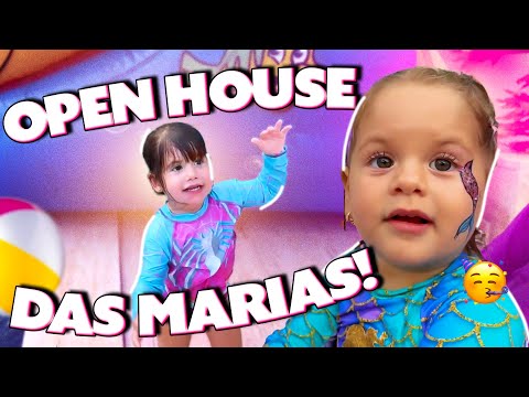 We had a pool party at the new house for Maria's little friends!!