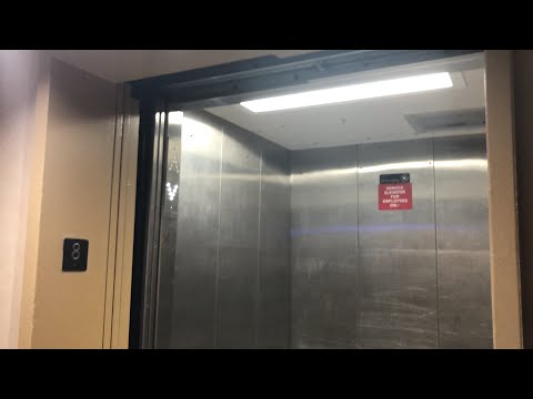 Schindler Traction Service Elevator @ Plaza Tower - DoubleTree by Hilton in Bloomington, MN