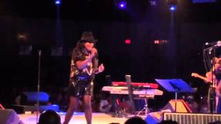 Tweet "My Place" & "Smoking Cigarettes" in Houston