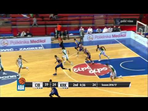 Where is the ball? Only Scott Reynolds and Željko Šakić know that (Cibona - Krka, 11.12.2016)