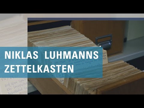 Niklas Luhmanns berühmter Zettelkasten 4/5