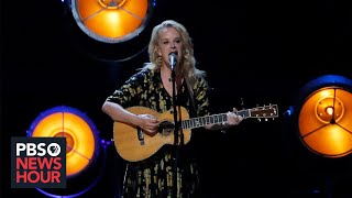 Mary Chapin Carpenter on &#39;Songs from Home&#39; and a new album as a tonic for the times