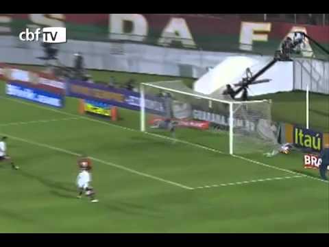 Brasileirão: Portuguesa e Santos vencem. Veja os gols!