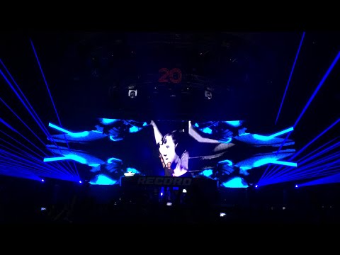 Armin van Buuren - Superstring @ Radio Record 20th Birthday Stadium Live 15.08.2015