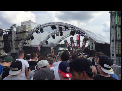 San Holo @ Open Beatz 2016 (playing San Holo - Fly)