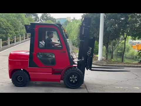 Testiranje viljuškara u Kini pre slanja