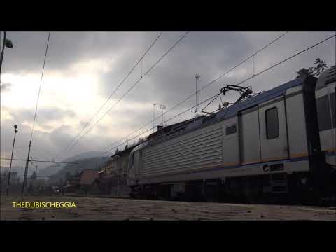 LA PARTENZA DELLA E.464 DALLA STAZIONE DI BORGO S. DALMAZZO. (CN) GIOV. 18 - 2 - 2021.