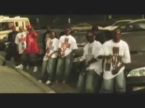 Double Shot- Montreal laisse-faire!