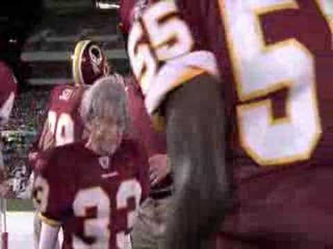 EA SPORTS - Wii Family Play TV Ad - Snap!