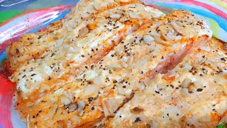 דגי סלמון עם שמנת חמוצה מהירים @bkalykalut7 (ליהי קרויץ - מטבח בקלי קלות) - התמונה מוצגת ישירות מתוך אתר האינטרנט יוטיוב. זכויות היוצרים בתמונה שייכות ליוצרה. קישור קרדיט למקור התוכן נמצא בתוך דף הסרטון