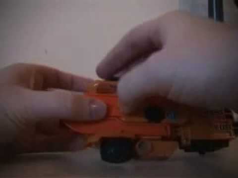 G1 Autobot Triple Changer Sandstorm review!!