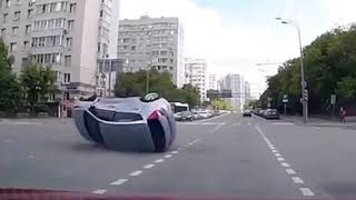 ДТП С НЕВИДИМОЙ МАССОЙ!!! КТО МОЖЕТ ОБЪЯСНИТЬ ЧТО ЭТО???