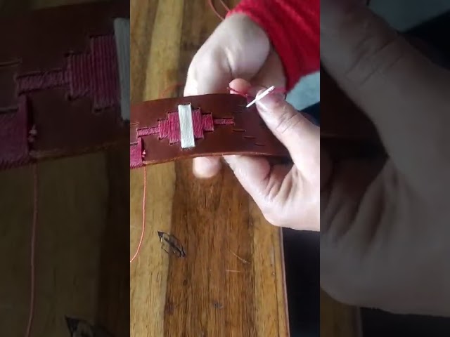 Vídeo relacionado con Carlos Diaz Cinturón Polo de Cuero Bordado Marrón Premium de Diseñador para Hombres Mujeres Unisex (105 cm / 42-44 Inches)