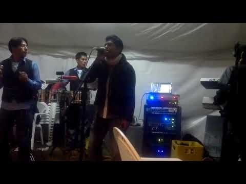 Grupo La Onda - Lejos de Ti en Vivo 2012.