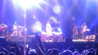 Q-Tip at Glastonbury 2009 - We Fight We Love