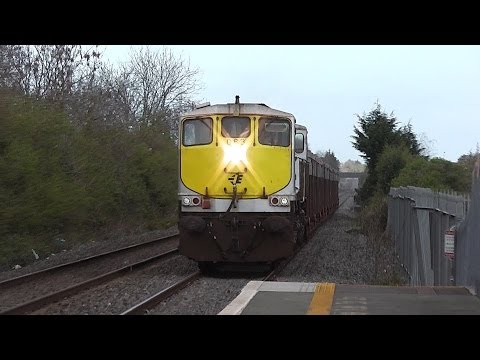 071 Class Locomotive 083 with Ore Wagons - Donabate Station