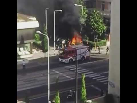 14 giugno 2019 incendio di una macchina viale morgagni Firenze