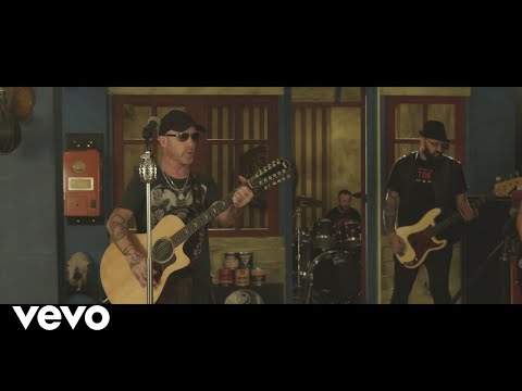 La Beriso - Miro Hacia Atrás (Official Video)