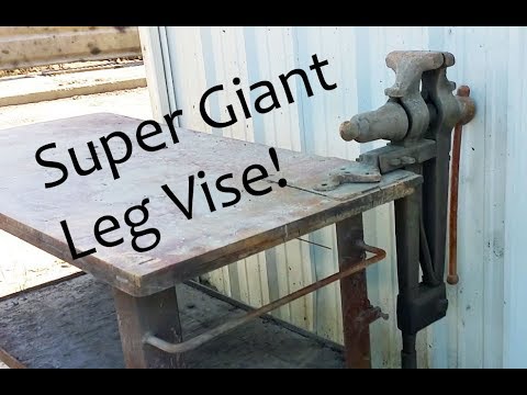 Finding a Huge Old Blacksmith Leg Vise 150lbs
