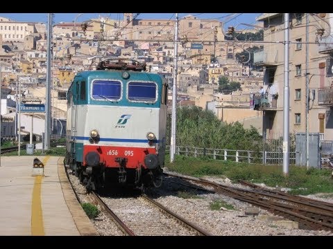 Annunci treni nella stazione di Termini Imerese dalle 6:20 alle 9:23