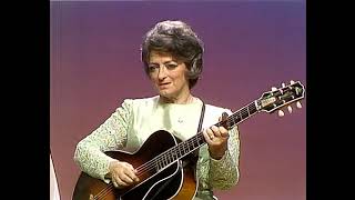 Wildwood Flower - Mother Maybelle Carter and The Carter Sisters on The Johnny Cash Show
