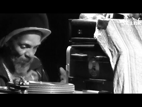 GET UP & SKANK #2 - JAH SHAKA ▶ Tony Tuff & Mighty Massa "Military" [Black Redemption] ⑦