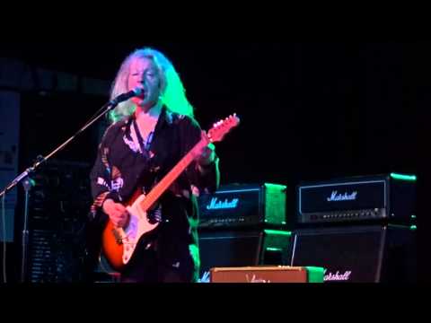 John Verity Band (Argent) live at HRH Blues II Sheffield April 2016 20160417162042