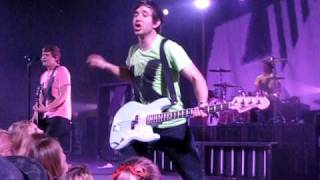 &quot;A Whole New World&quot; - Stellar Kart (Live)