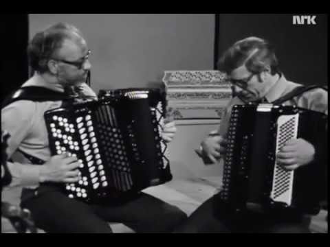 Henry Haagenrud & Arnstein Johansen spiller Orfeum intermezzo av Chr  Liebak