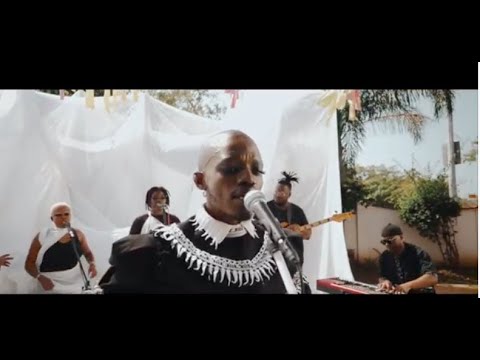 DESIRE MAREA NEZIMAKADE - Live at Alliance Française Ethekwini