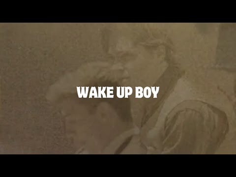 Wake Up Boy Music Video by Regina Vandereijk