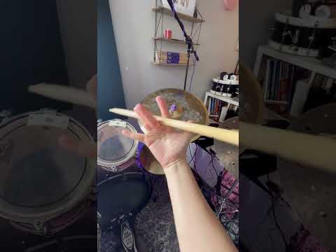 Drum lesson - How to twirl a drum stick! Not essential when learning drums but a bit of fun!