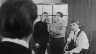 Screaming Lord Sutch recording 'Dracula's Daughter' with Joe Meek [1964]