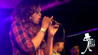 Can Demetria Mckinney (Janine from House of Payne) sing??