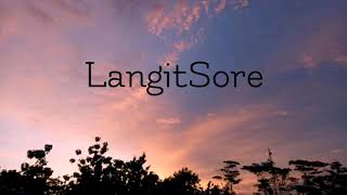 Download lagu AuraCoustic - Filosofi Kenangan (Lyric Video) mp3