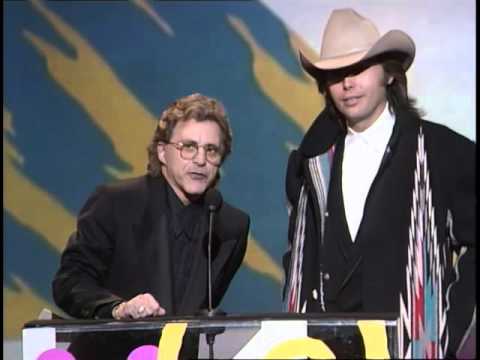 Aerosmith Win Pop/Rock Duo or Group - AMA 1991