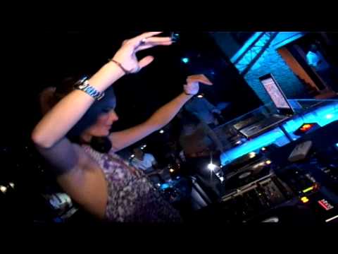 Monte Cristo Club - Dj Julia Niki Belucci