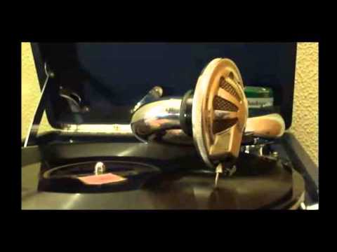 The Melody Sheiks - Cheatin' On Me - 1925.