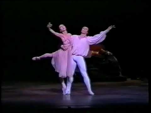 Bedroom pas de deux (Romeo and Juliet) Sylvie Guillem, Nicolas LeRiche